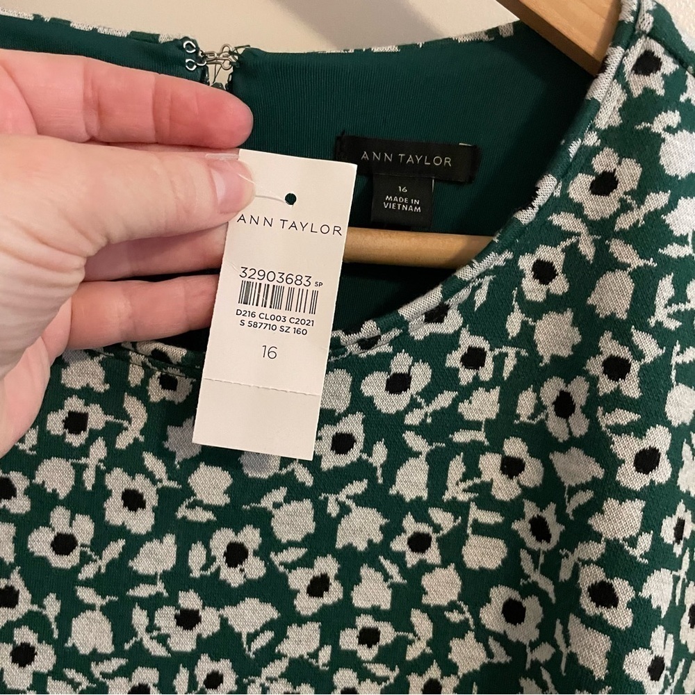 NWT Ann Taylor Floral Puff Sleeve Short Sleeve Shift Dress Green Size 16 - Picture 7 of 12